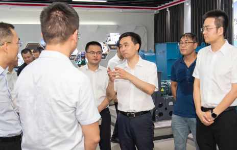 聚英環保:金進富赴企業調研經濟穩進提質工作時強調:穩生產強創新拓市場 為“兩個先行”打下堅實基礎